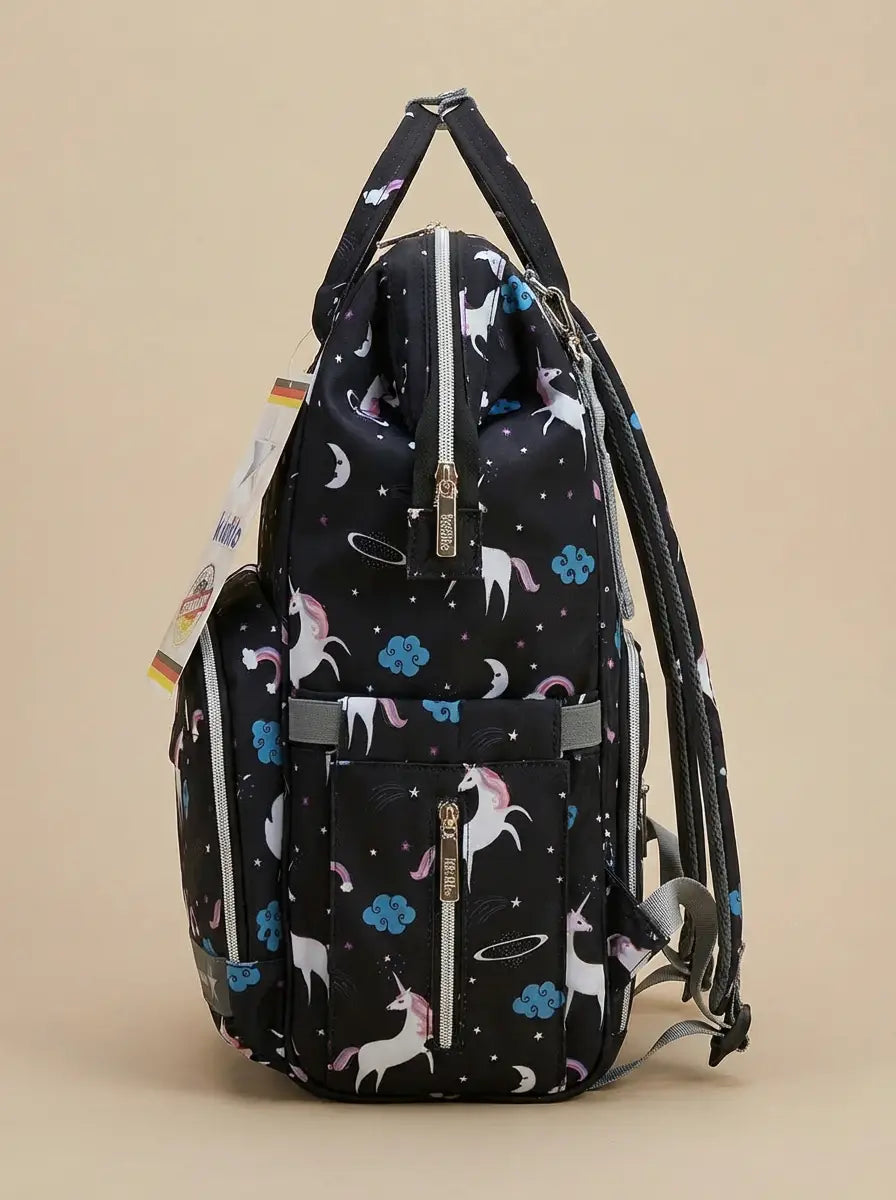 Kidilo Unicorn-Print: black side profile with unicorn print and tall side pocket.