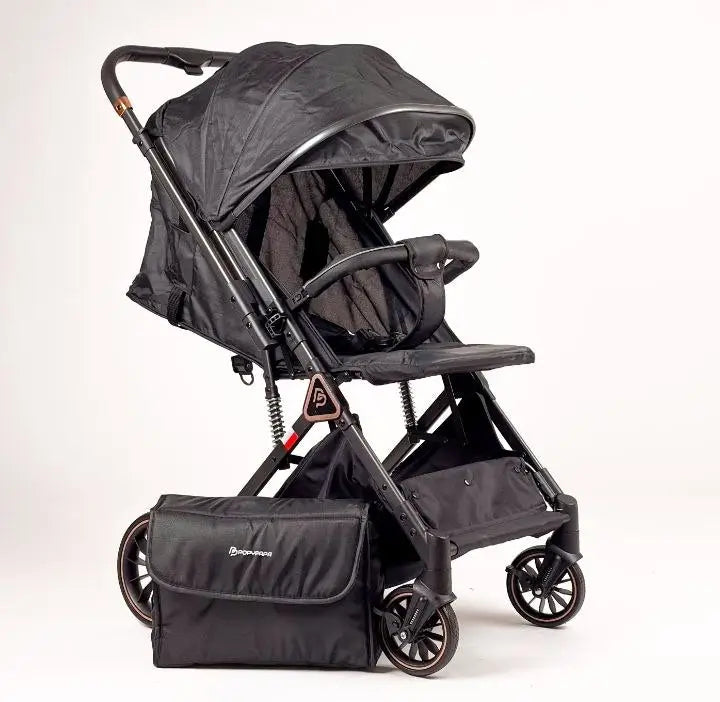 Popypapa H1: black stroller three-quarter view with matching carry bag.
